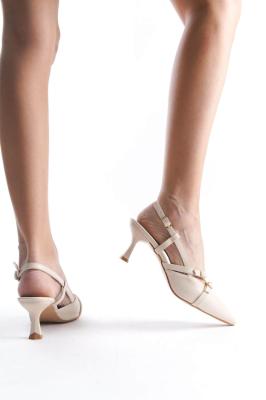 Trendella Kadın Bej Topuklu Ayakkabı TR08MS17H