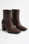 Trendella Kadın Kahverengi Topuklu Bot TR08MK02C